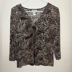 Chico's Travelers Abstract Pattern Blouse Size 1 Medium 3/4 Sleeves Stretch